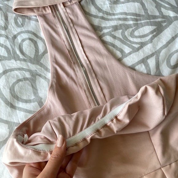 Light Pink Halter Cocktail Dress LF Stores US: 4 - Picture 2 of 5